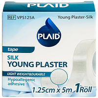Băng keo cuộn lụa Young Plaster-Silk 1.25cm x 5m Young Chemical cố định ống truyền dẫn, dán lên gạc cố định vết thương (Hộp 1 cuộn)