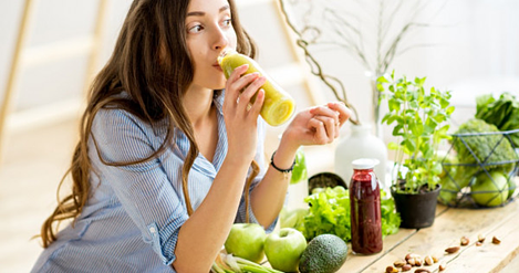 Sống xanh lành mạnh để theo đuổi sức khỏe tốt và sắc đẹp 'không tuổi'